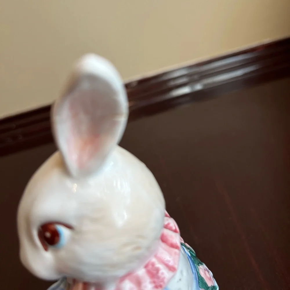 Vintage Fitz and Floyd Hand Painted Blossom Bunny-new battery -works great!